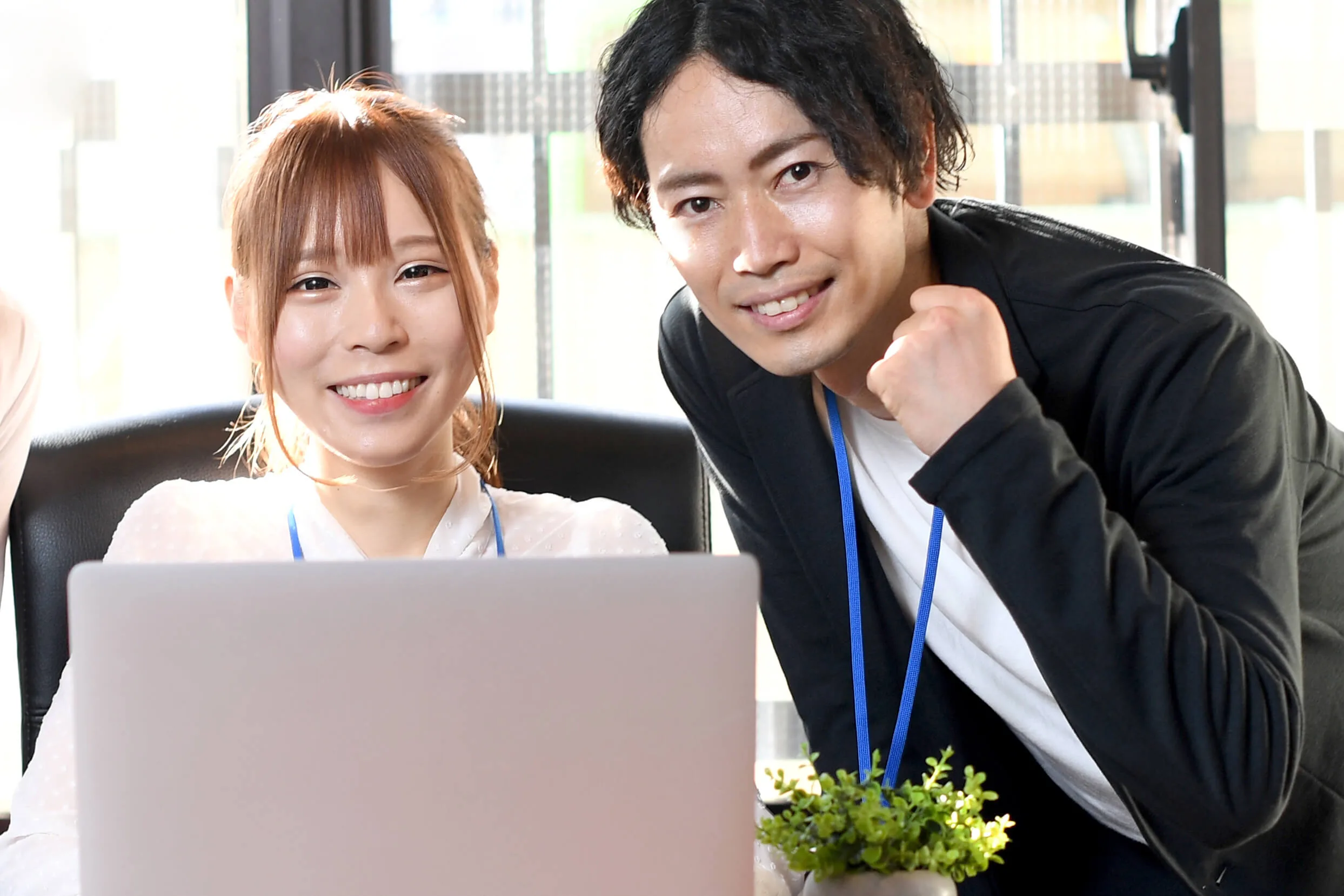 内定を喜ぶ受講生とメンター